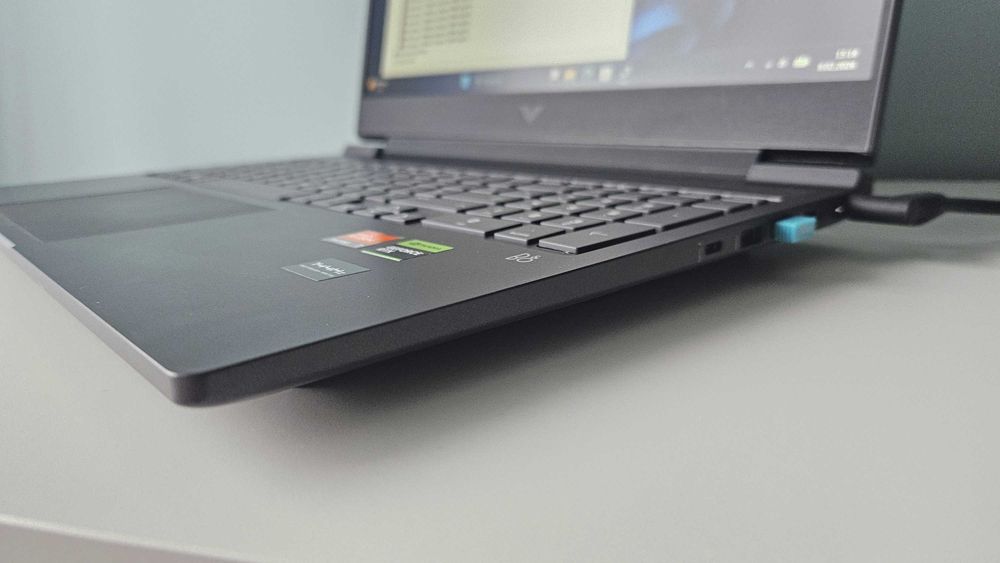 Okazja Power HP Victus 16 AMD R7 7840HS/RTX 4070/SSD 1TB/16 GB RAM