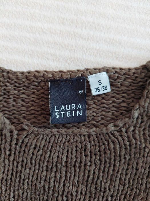 Sweter damski ciemnozielony.