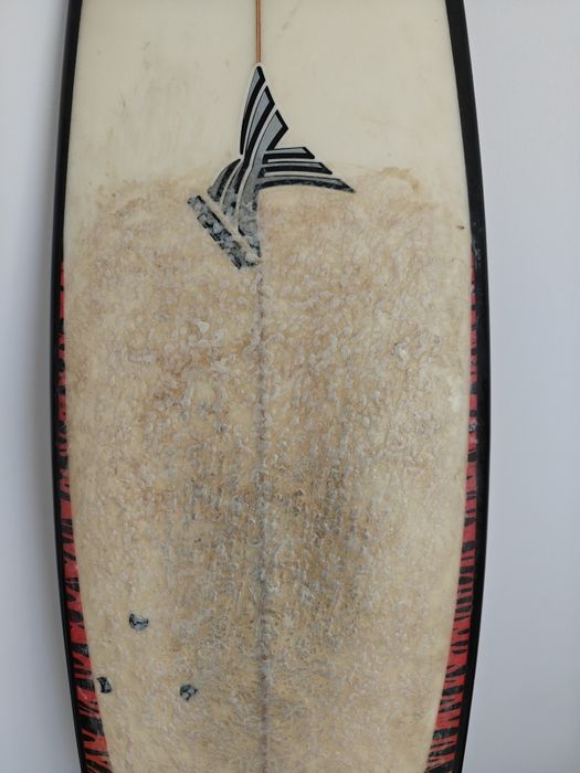 Prancha surf 6'4 c/ saco