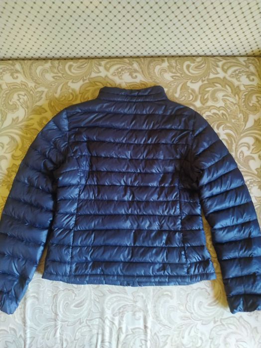 Женская лёгкая куртка