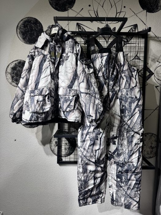 Камуфляжная зимняя форма Зимний лес с полукомбинезоном