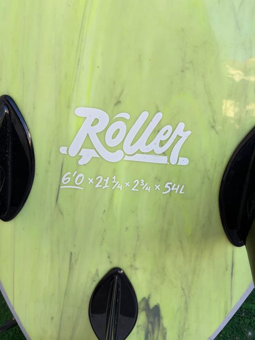 Kit de surf completo com prancha softech roller 6’0