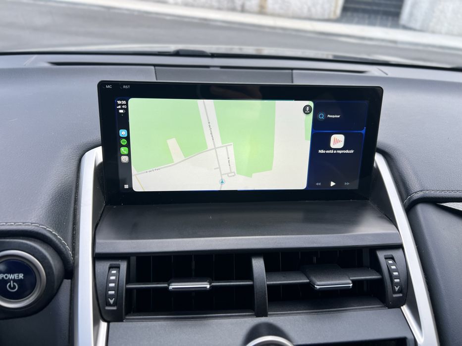 Lexus NX300h F-sport — photo 4