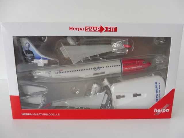 Avião de coleção HERPA -  NORWEGIAN Boeing 737 Max8  " Freddie Laker "