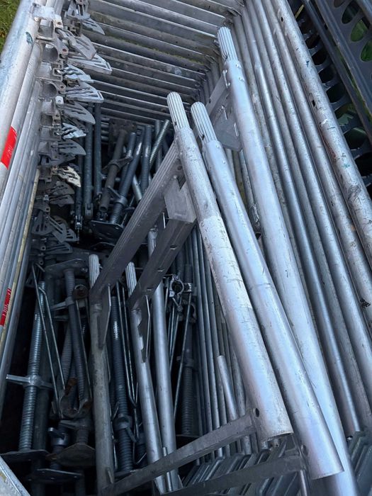 Rusztowanie aluminiowe długości 2,57m - 150m2