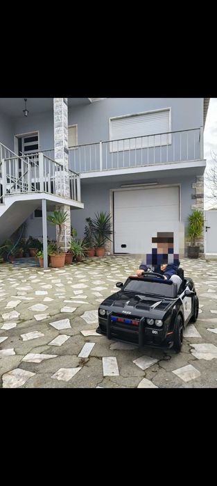 Carro de Polícia eléctrico Criança