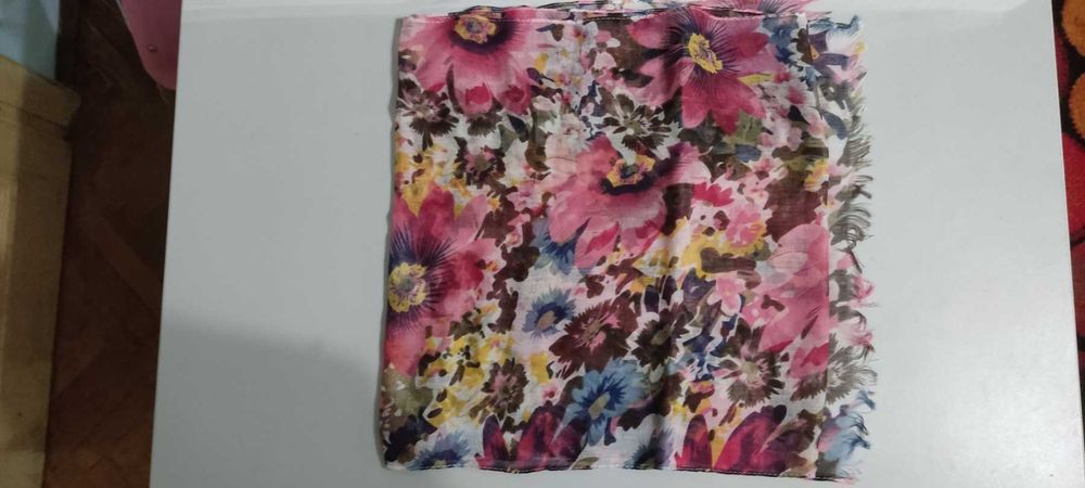 Продається  шарф