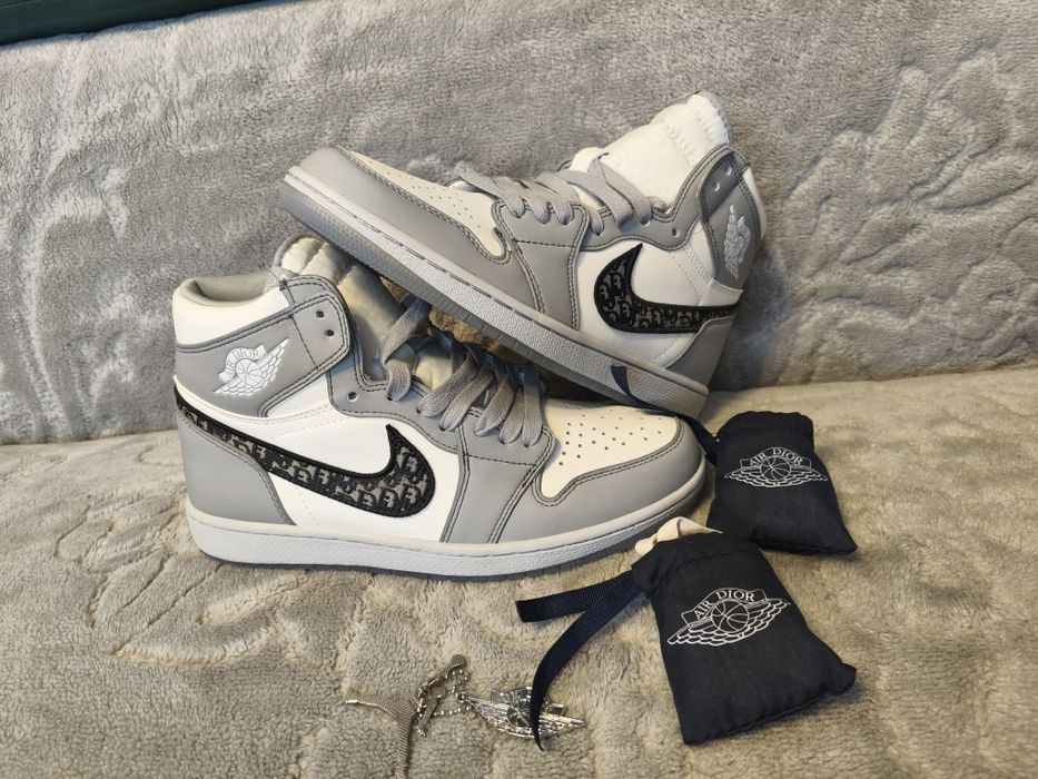 air jordan dior w Twojej okolicy? Sprawdź kategorię Moda