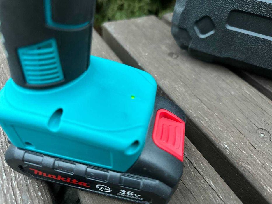 Садовий секатор акумуляторний Makita . Електро секатор Макіта. Сікатор