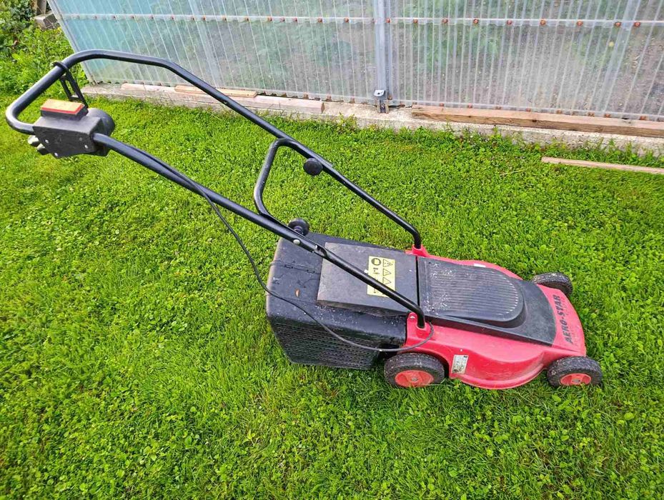 Газонокосилка Газонокосарка