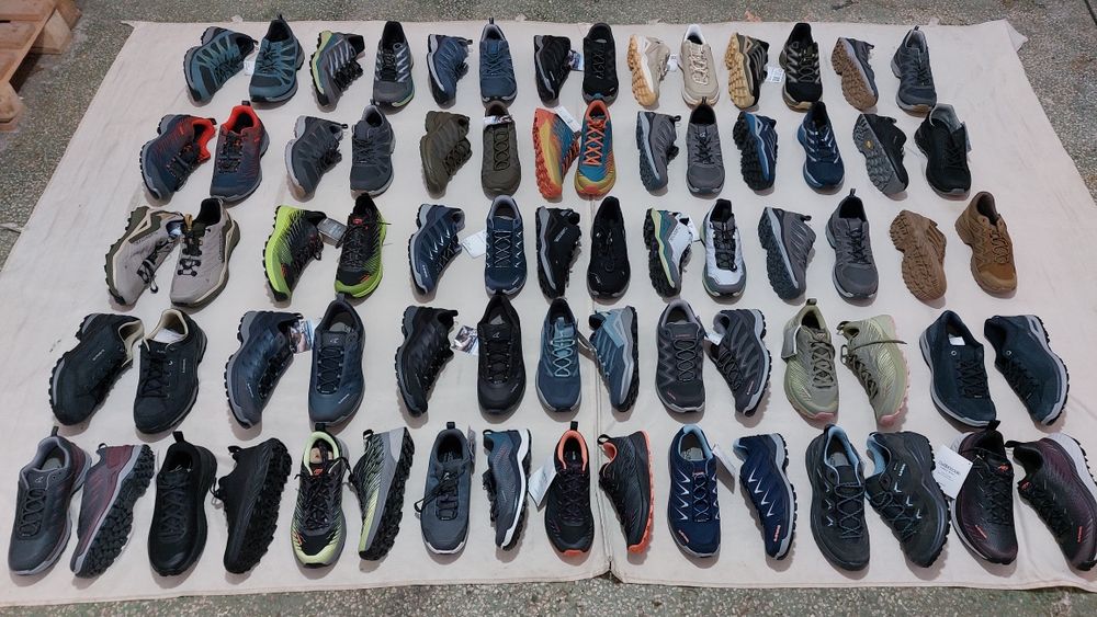 Lowa кросівки трекінгові сток оптом