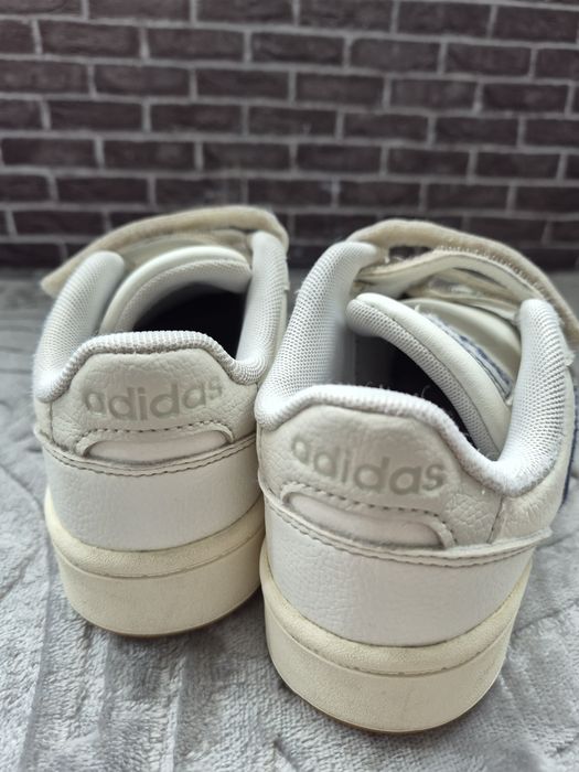 Кросівки 31 розмір,  adidas