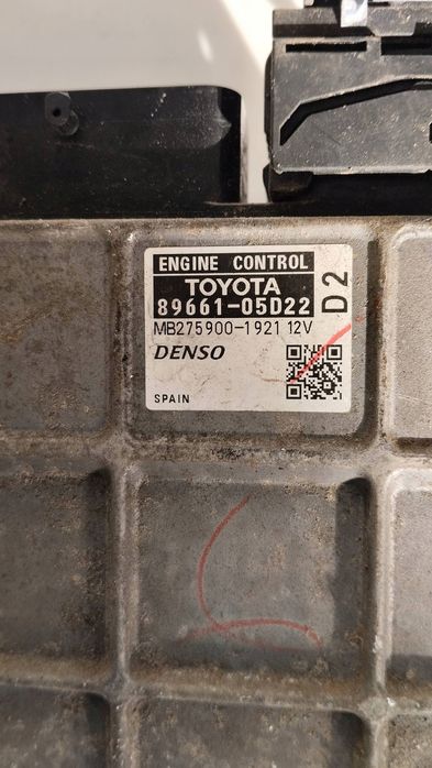sterownik silnika komputer toyota avensis t27 2.0d 8966105d22