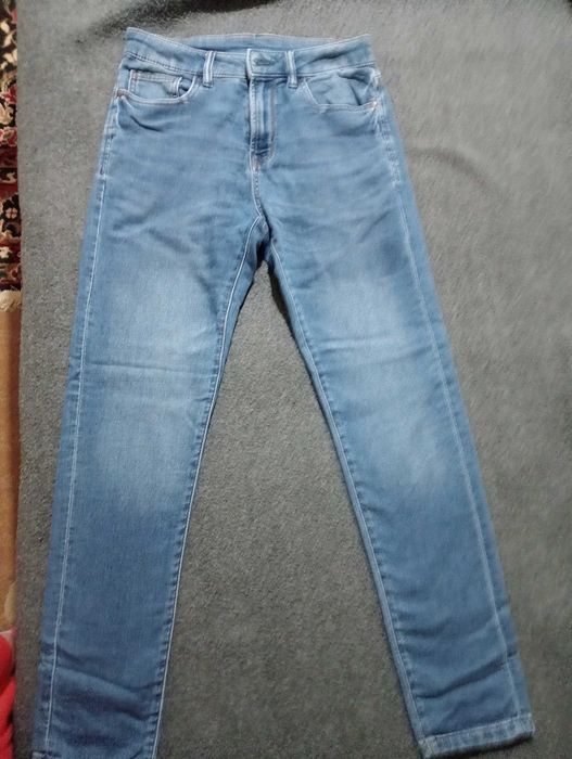 Жіночі джинси від бренду NEXT