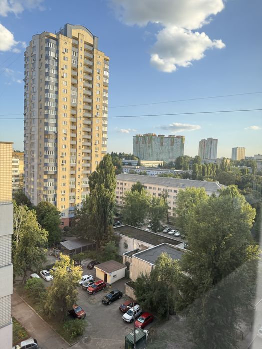 Оренда 2-х кімн. квартири метро Шулявська. Індустріальний шляхопровід.