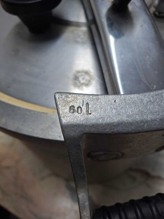 Panela de pressão industrial 60L
