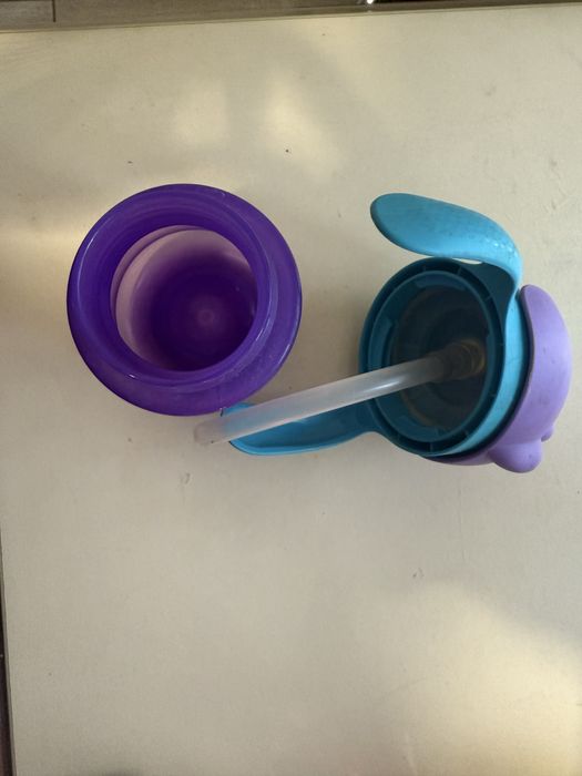 Продам дитячу бутилку Avent