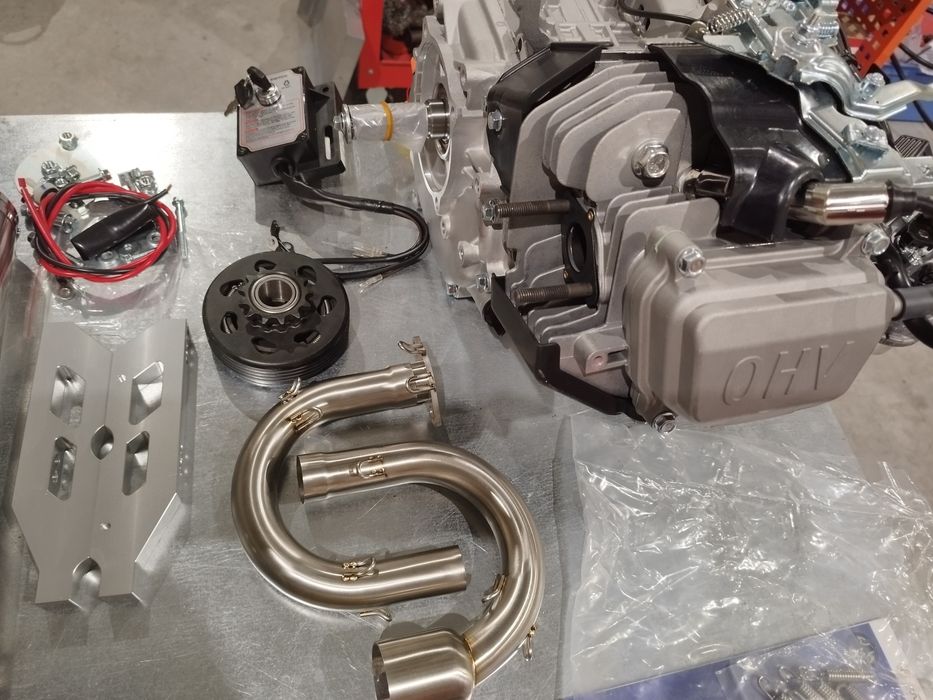 Karts e Motores  2T/4T, 212cc até 460cc, novos e usados