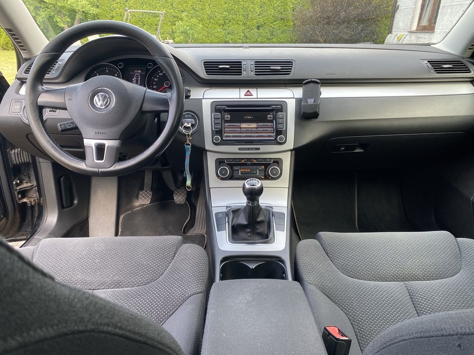 Volkswagen Passat B6 2.0 TDI 2010r.