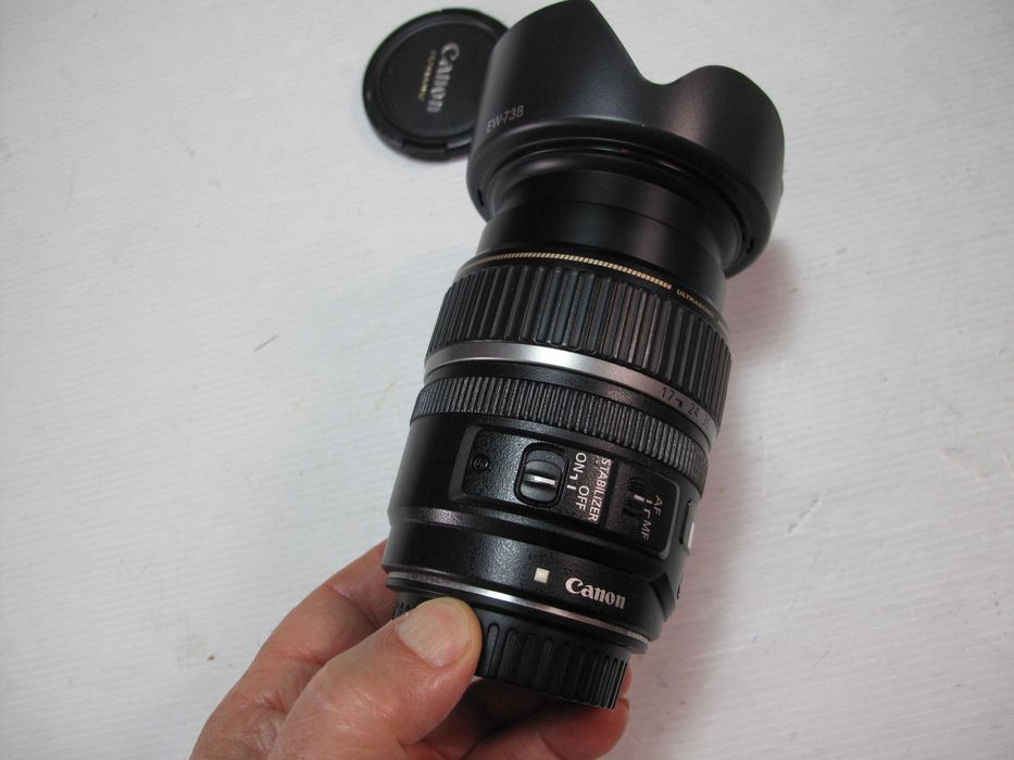 Canon 17-85 IS em excelente estado pouco uso-Ver descrição