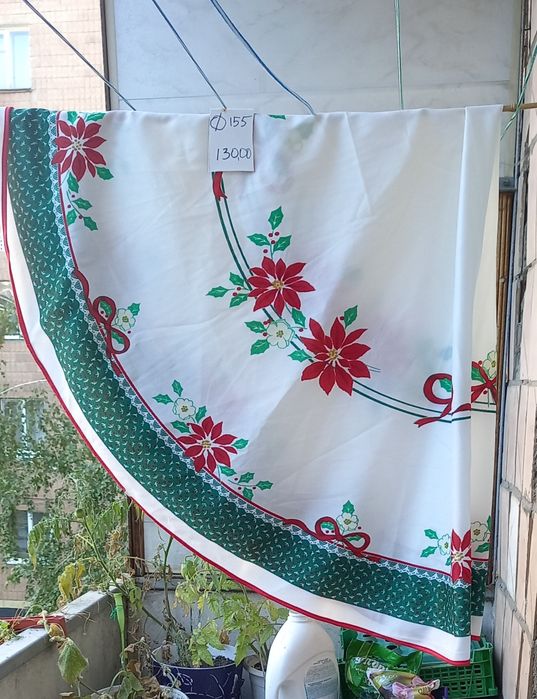 Продам скатерти разного размера.