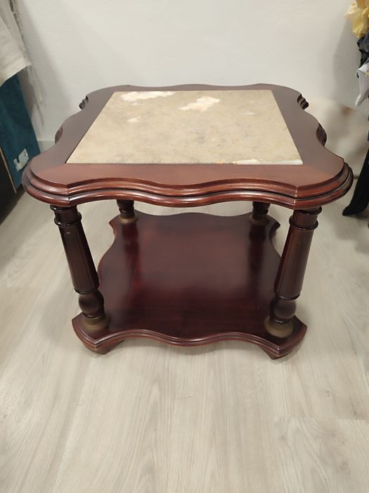 Mesa de sala para efeito