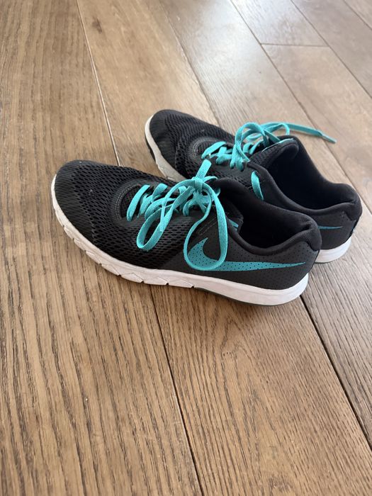 Buty sportowe Nike – wygodne i stylowe