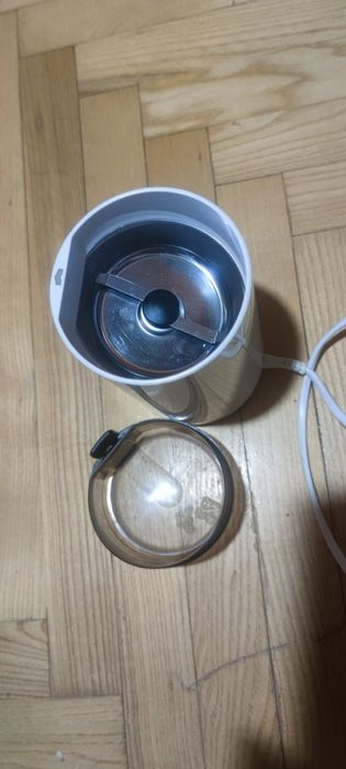 Кофемолка Bosch MKM6000 оригинал Словения

Чистая, смазана, в отл