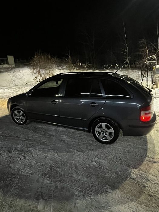 Шкода фабія 1,4 бензин