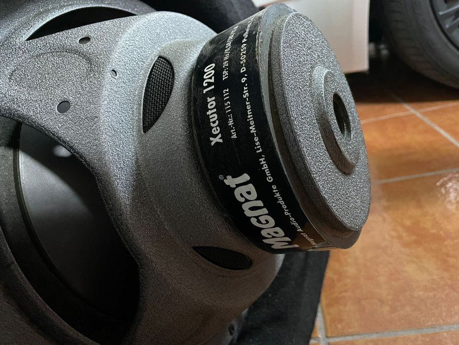 Vendo subwoofer e amplificadores