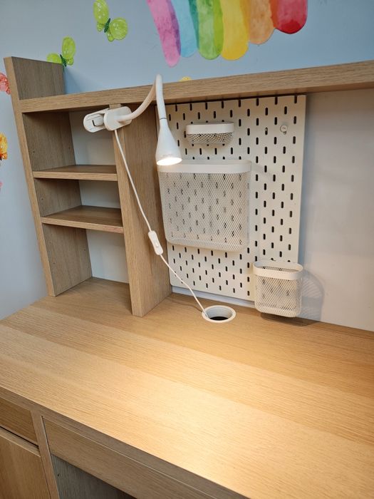 Biurko Micke Ikea + dodatki