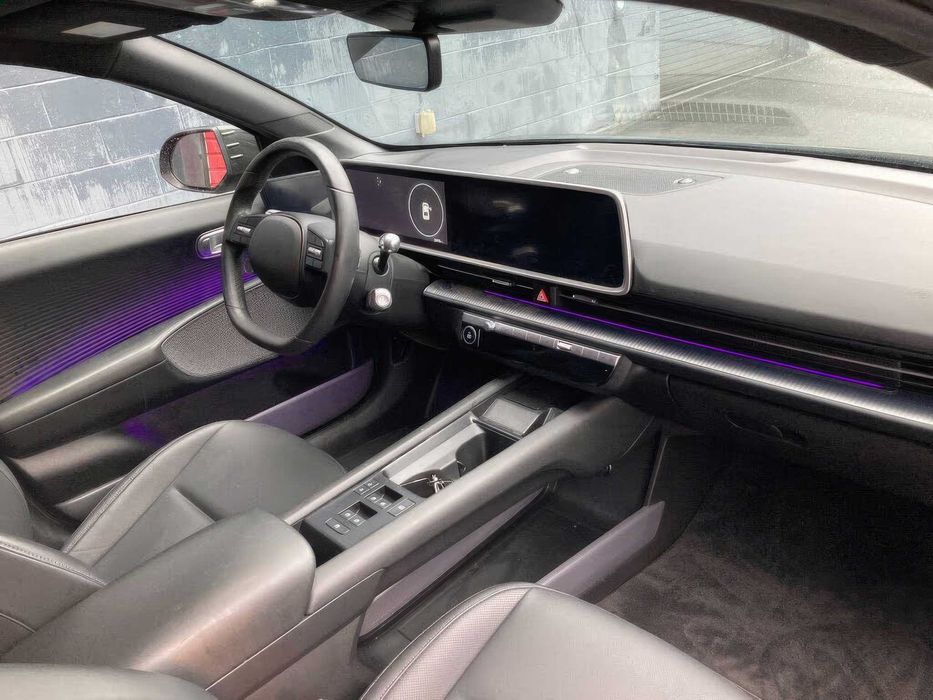 Hyundai Ioniq 6 SEL      2023