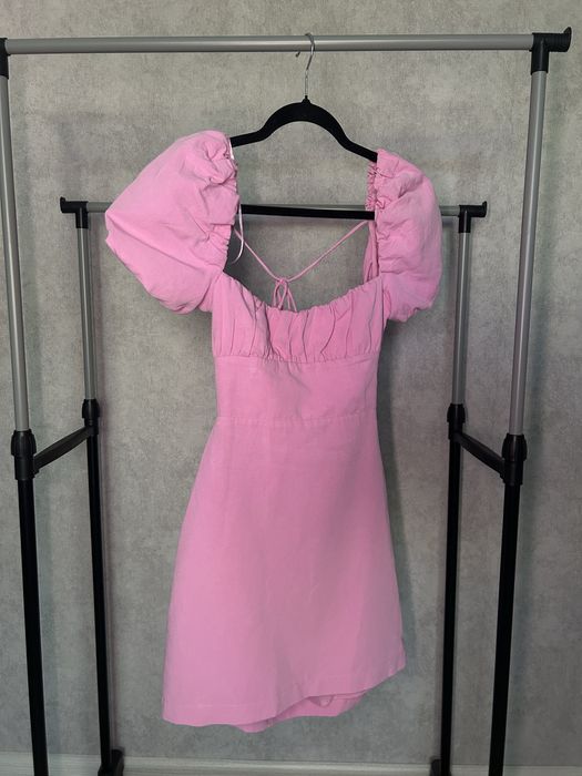 Лляна сукня Zara на шнурівці позаду