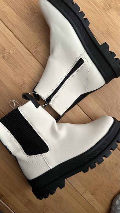 Ботинки zara,челсі