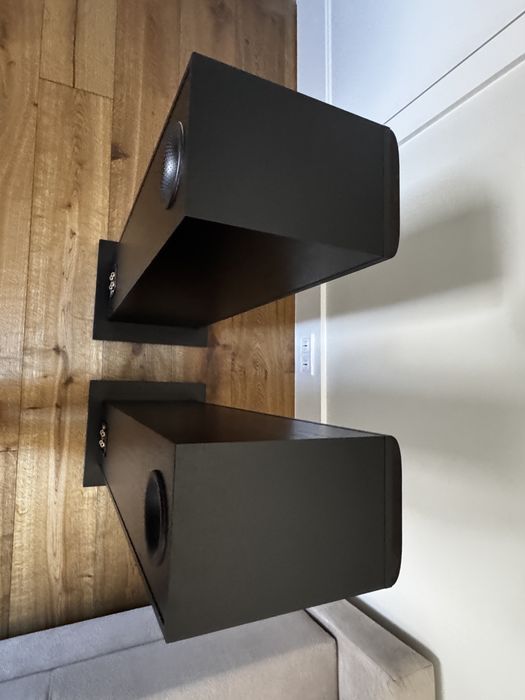 Kolumny Bowers&Wilkins 684