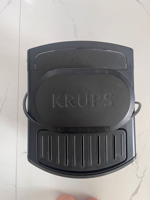 Ekspres do kawy KRUPS EA810B