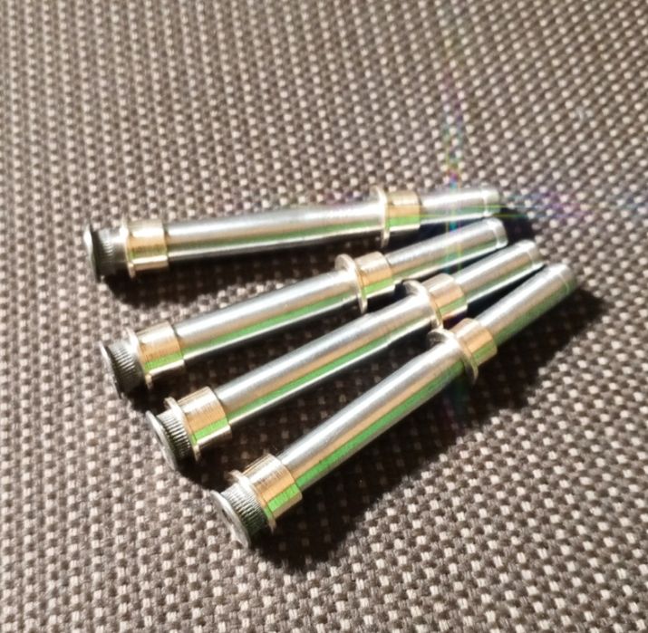 Ремкомплект петель дверки Nissan, Chevrolet, Toyota, Mercedes, volvo