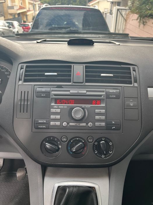 Ford C-Max — fotografia 2