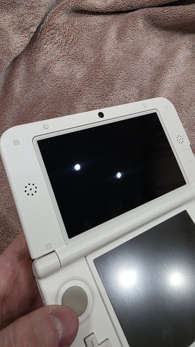 Nintendo 3DS LL  32 GB(біло-блакитна) + Circle Pad Pro