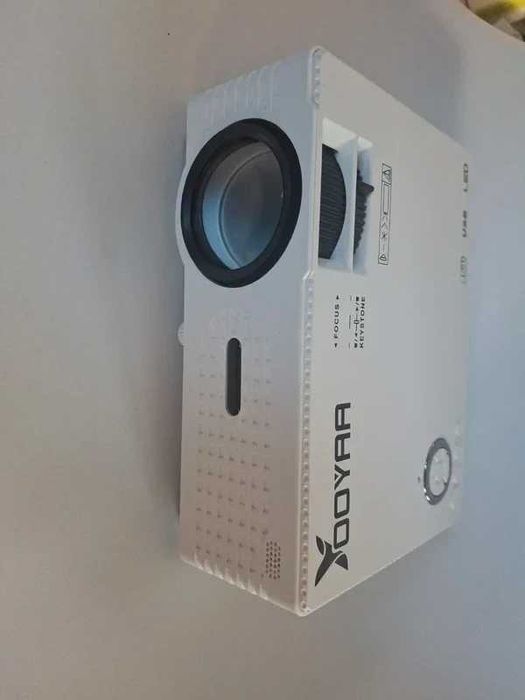 projektor rzutnik Keystone