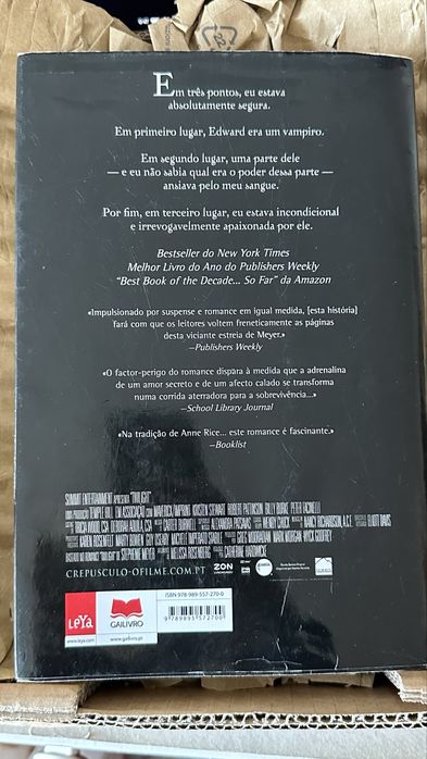 Livro ‘Crepúsculo’