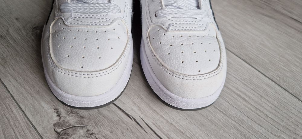 Puma sportowe buty białe caven