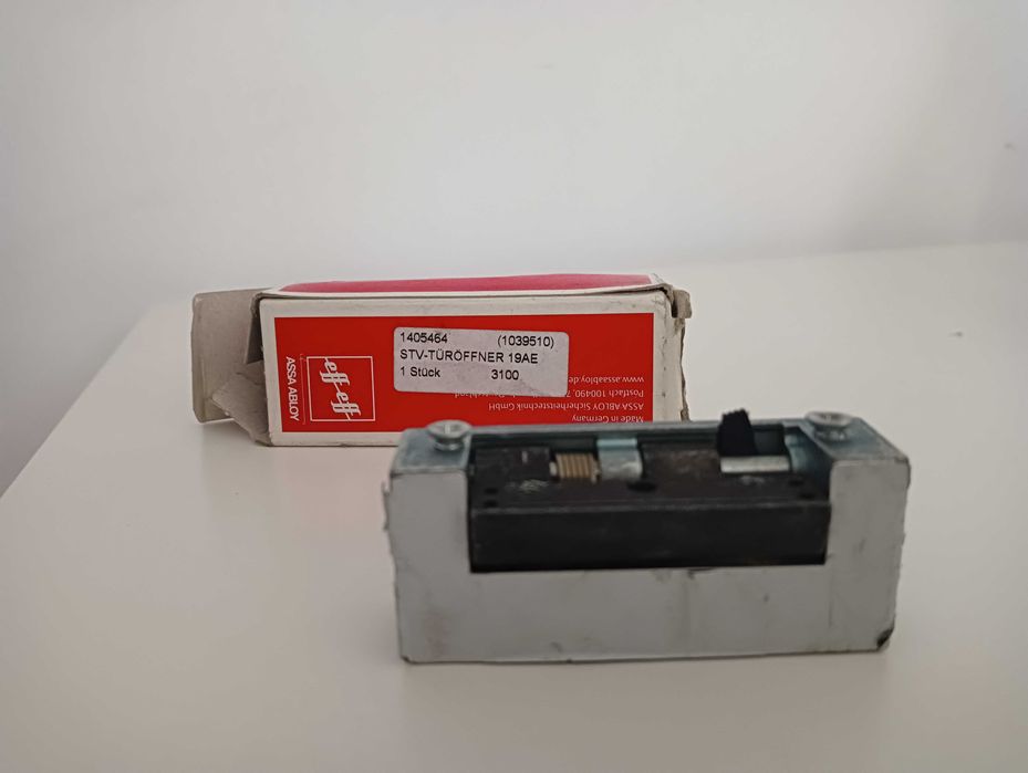 Elektrozaczep effeff 19AE