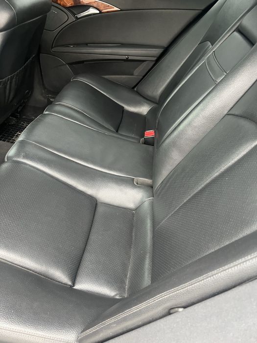 Продам Мерс 211