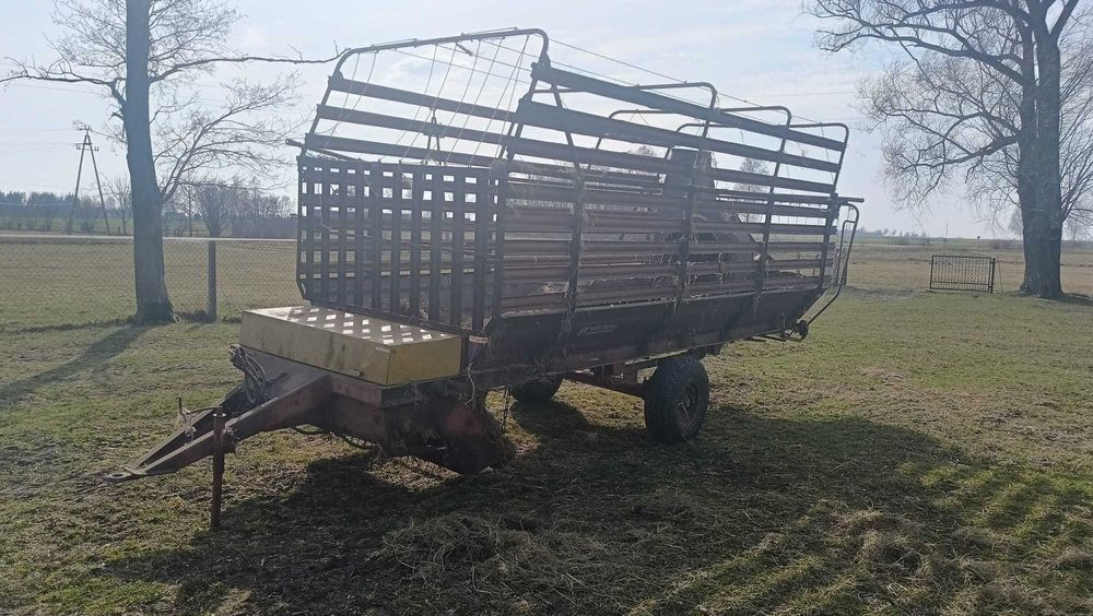 Przyczepa samozbierająca do pokosów