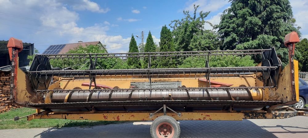 Przystawka do rzepaku New Holland 6,1 m, 2 kosy elektryczne