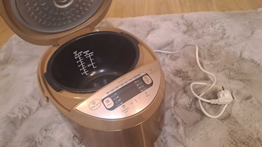 Multicooker Philips HD3167 – stan bardzo dobry, używany okazjonalnie