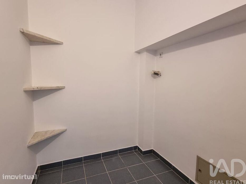 Apartamento T3 em Poiares (Santo André) de 126,00 m2