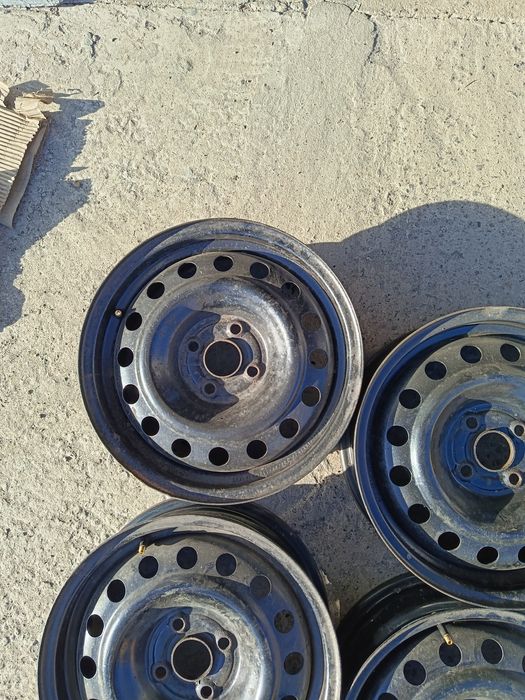 Диски 4*100*15 комплект KIA, Toyota