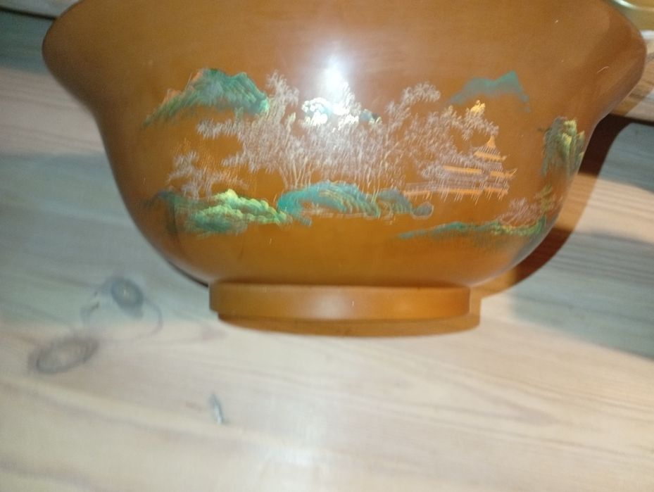 Stara misa z laki z łyżką i widelcem